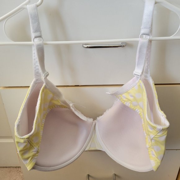 Cabernet Bra - 42DDD - Picture 3 of 5